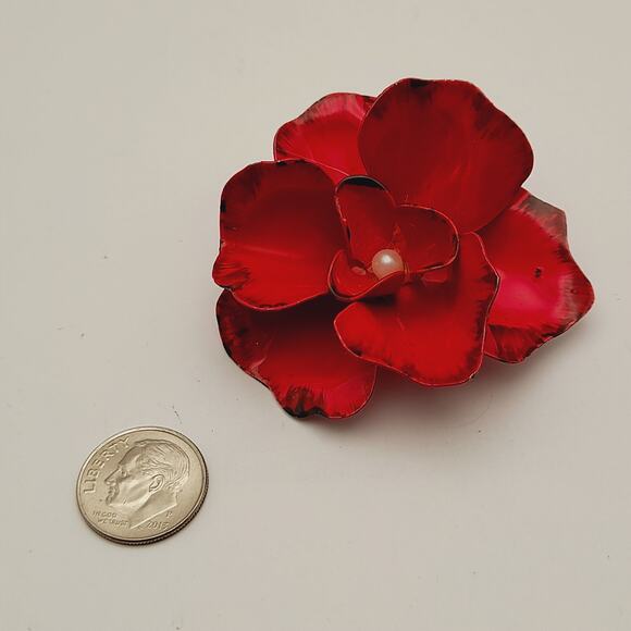 Vintage 1960s Red Enamel Metal Flower 2 1/4 Inches Brooch - Picture 3 of 8
